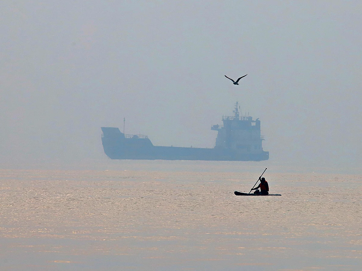 What UAE residents need to know about the US-Iran standoff this evening, October 8, 2026