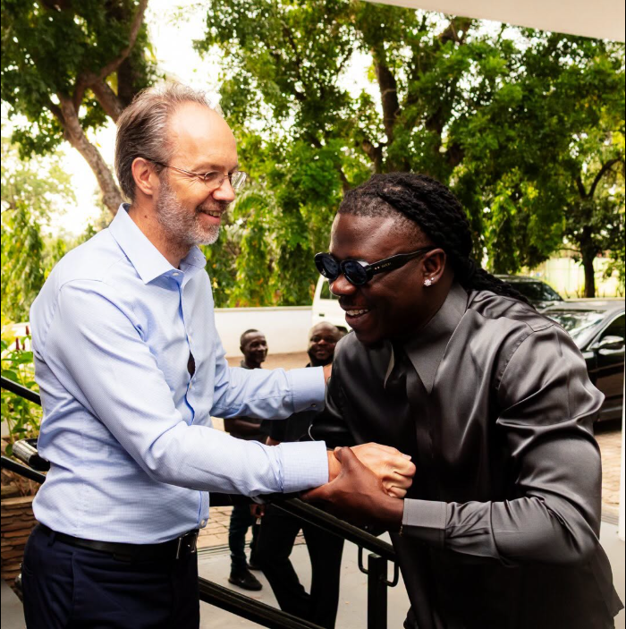 UK High Commissioner praises Stonebwoy for BHIM Festival London success