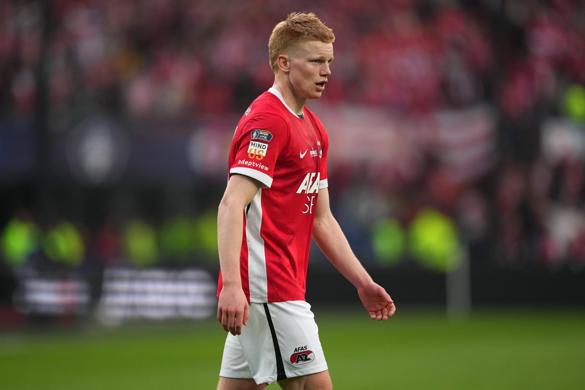 Barcelona-linked Dutch midfield prospect closing in on renewal with current club