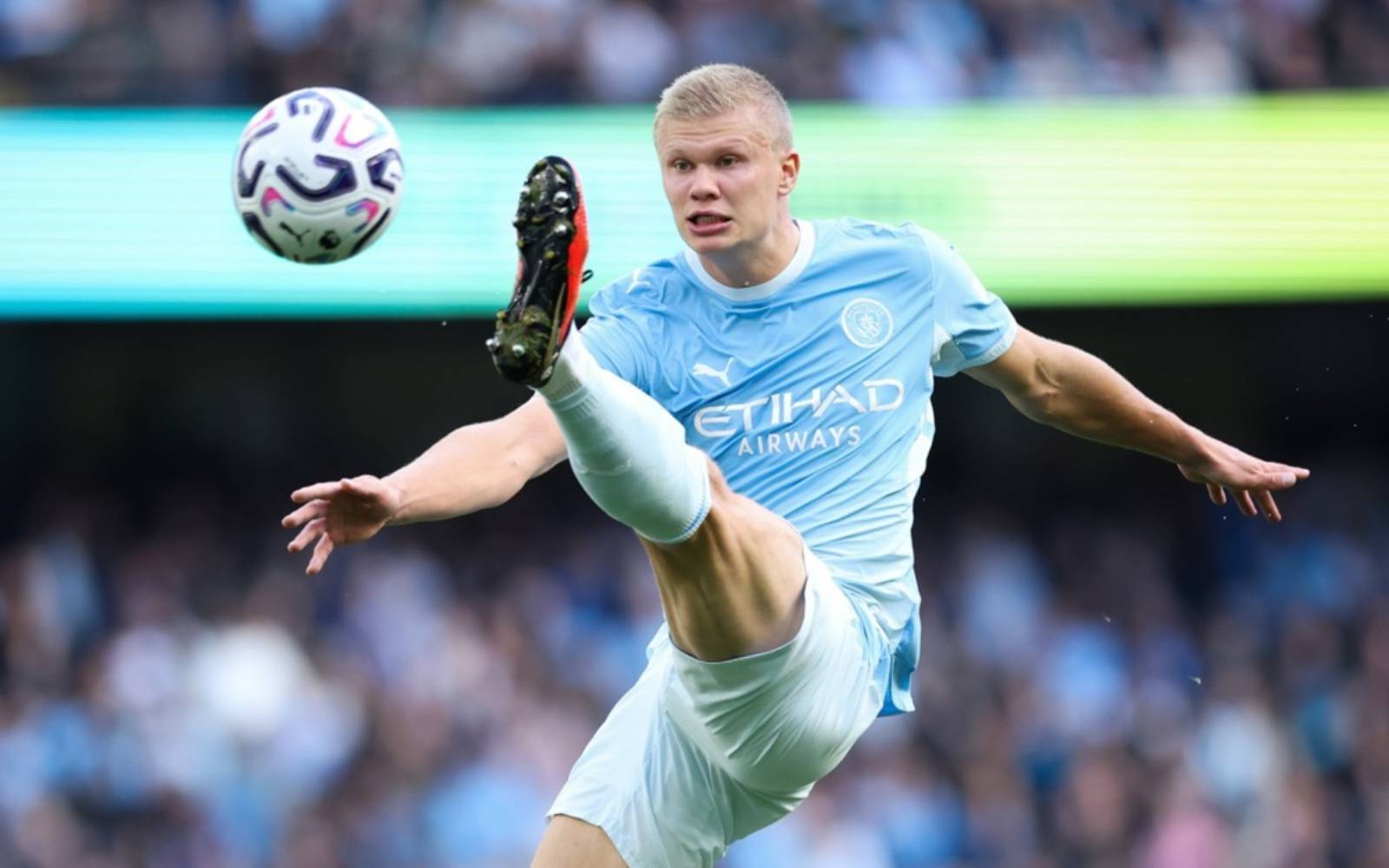 Man City must ‘stick together’ during crisis, says Haaland
