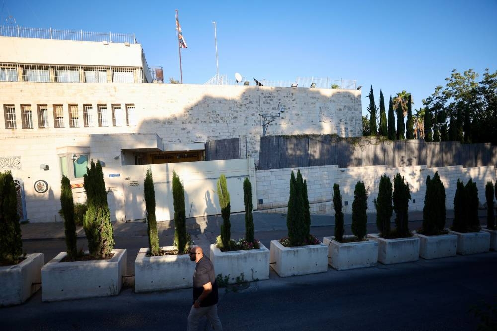 UK withdraws staff and families from Jerusalem consulate