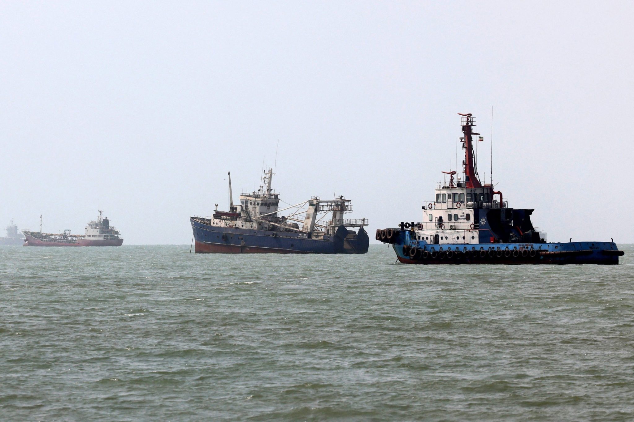 Covert mideast oil flows are keeping global prices in check