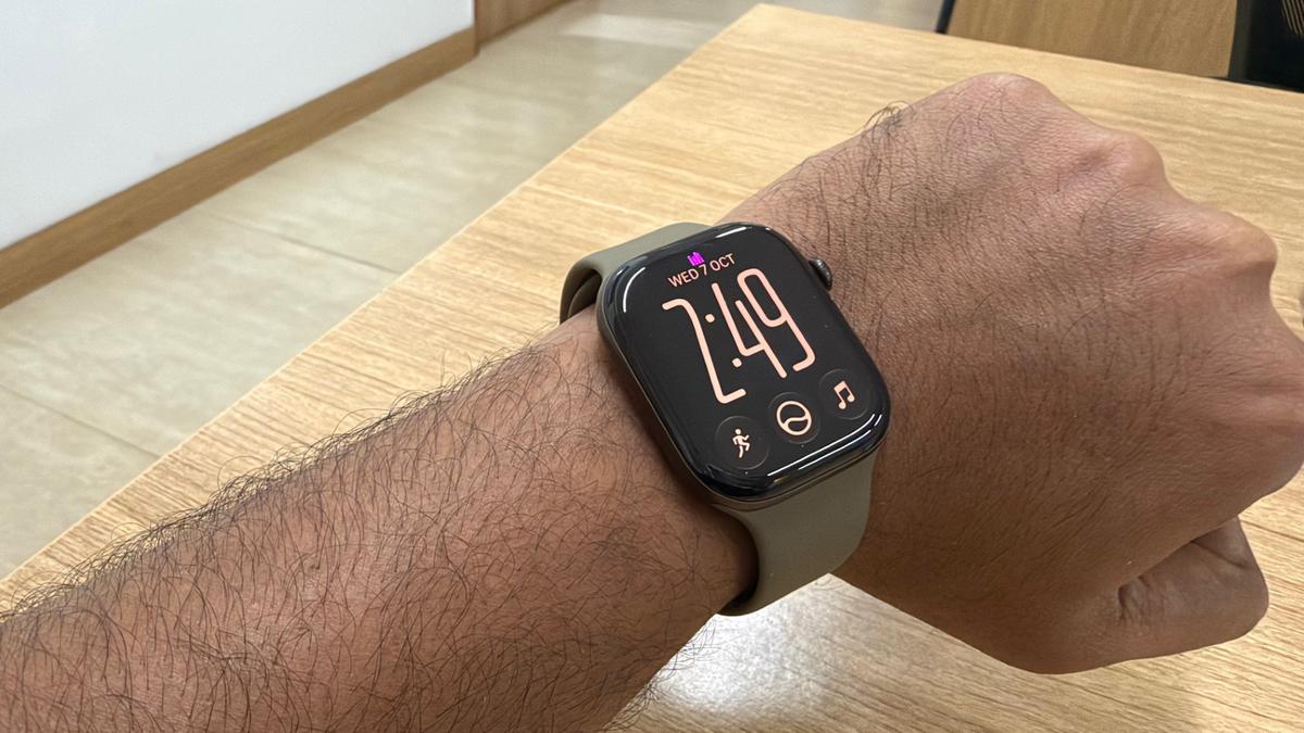 Apple Watch Series 12 review: For those who love their data