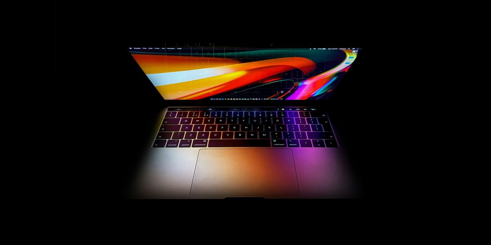 OLED MacBook Pro to help boost premium display shipments, per report