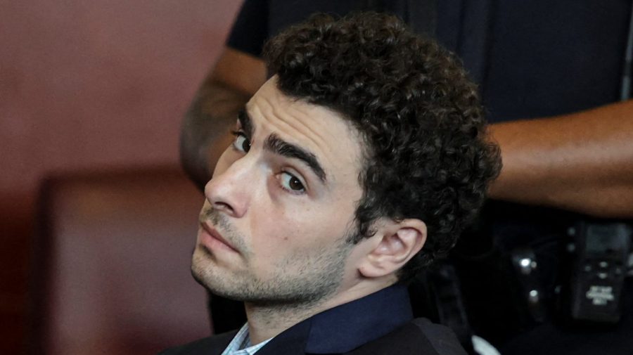 Luigi Mangione seeks to broadcast trial live