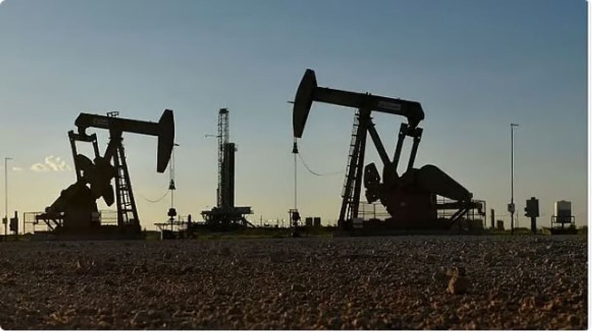 Oil prices fall after Trump comments on Iran
