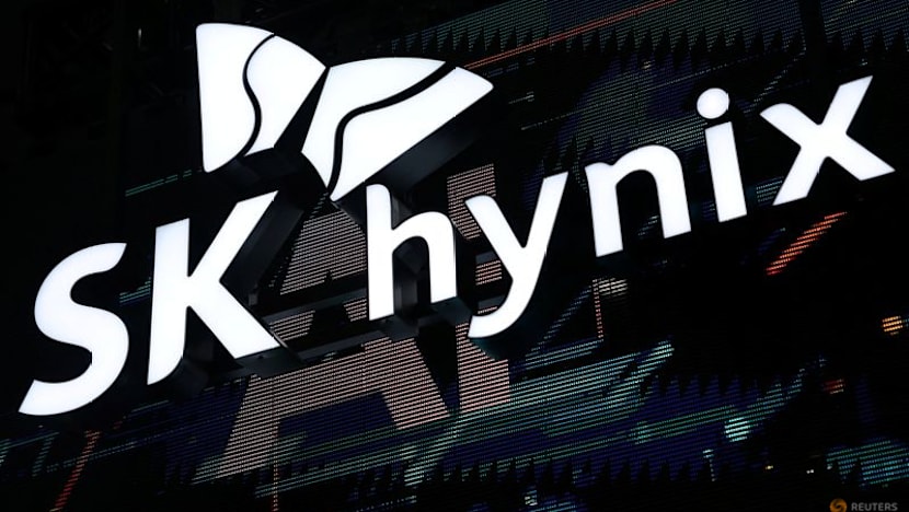 SK's Chey vows to build Gwangju chip plants as fast as possible, no start date set