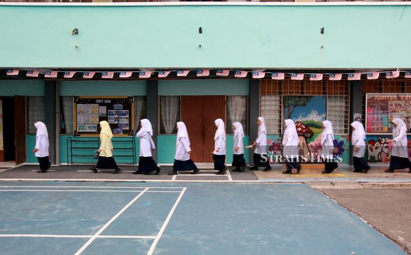 2027 Budget: Back-to-school aid raised to RM200, Form 6 students to get RM2,500 allowance