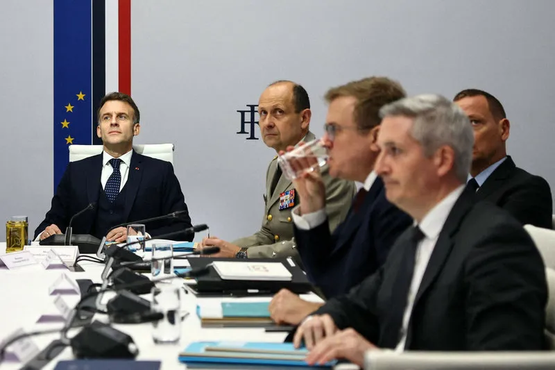 NYT: France, Germany and UK build joint format to secure Europe a place in Ukraine peace talks