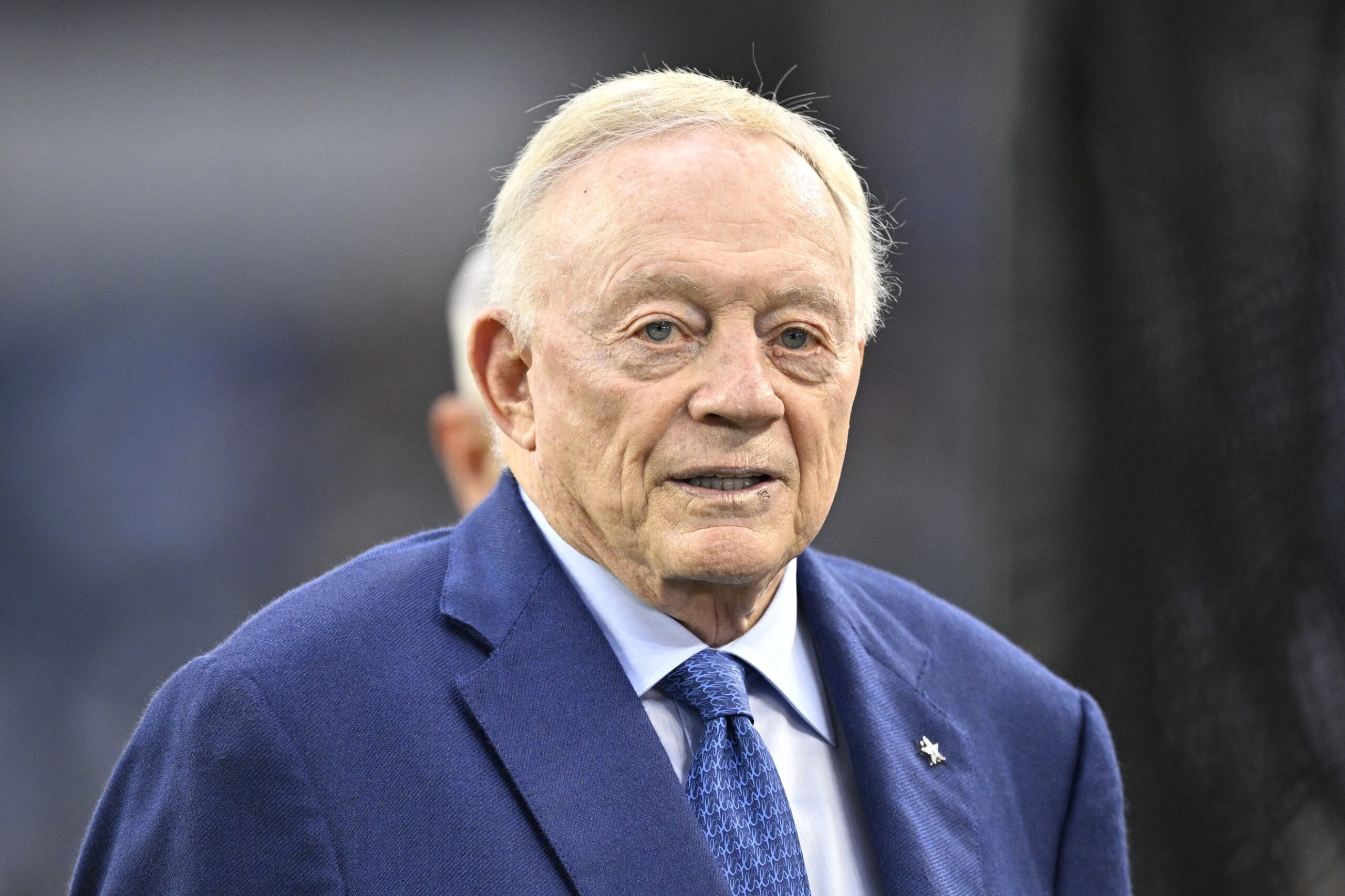 Jerry Jones gives one-word answer on Cowboys play-calling change after Bucs loss
