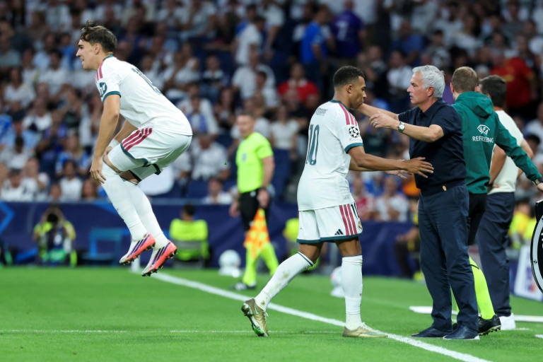 Mourinho lashes out at 'ridiculous' criticism of Mbappe