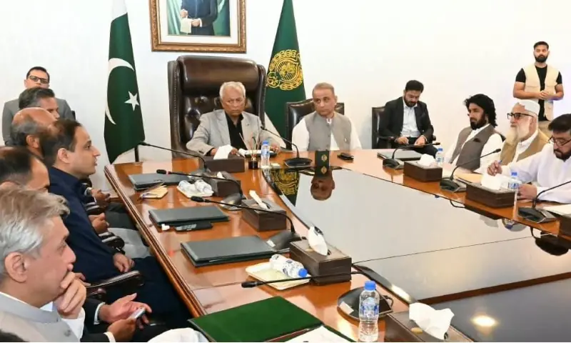 Goods transporters postpone strike for 40 days in ‘broader national interest’