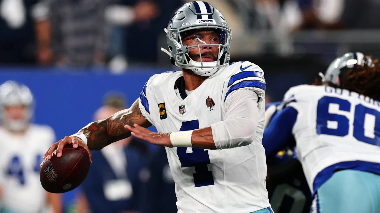 Cowboys' embarrassing loss to Buccaneers reveals problem bigger than Dak Prescott