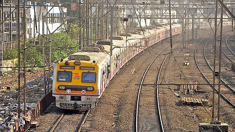 Kalyan-Badlapur 3rd-4th Lines 52% Complete; Borivali-Virar 5th-6th Lines 30%
