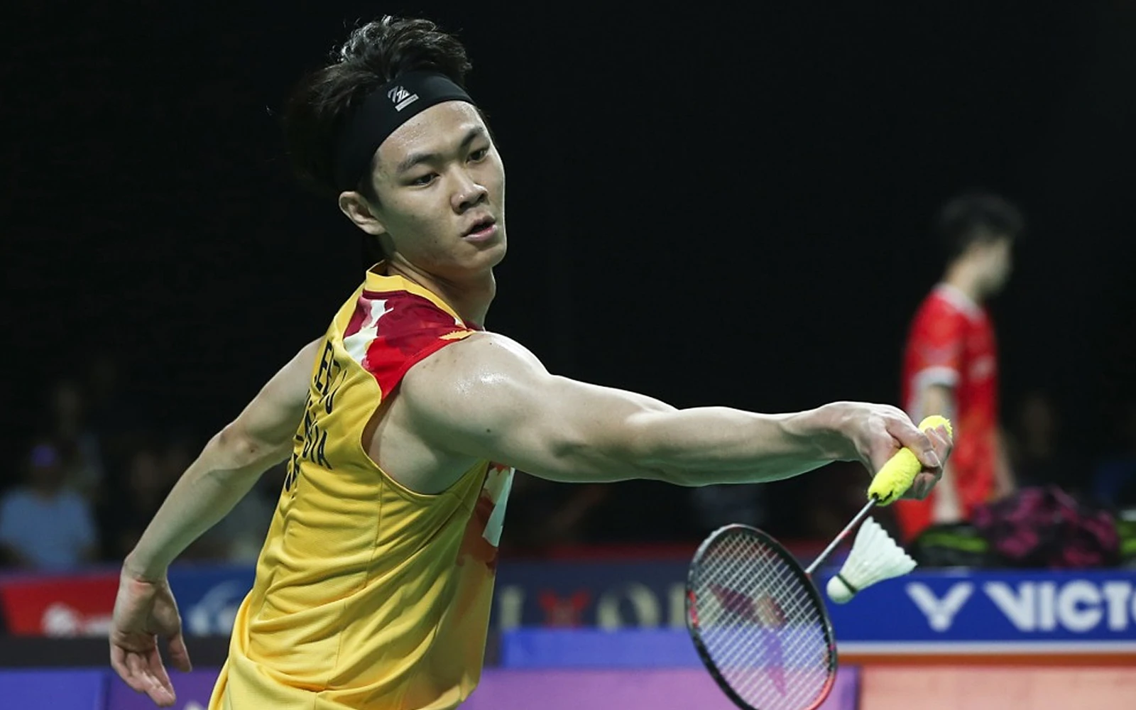 Zii Jia powers past Popov to enter semis at Arctic Open