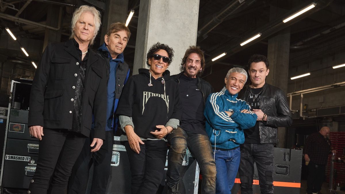 Journey Drummer Deen Castronovo Hospitalized After Onstage Medical Emergency