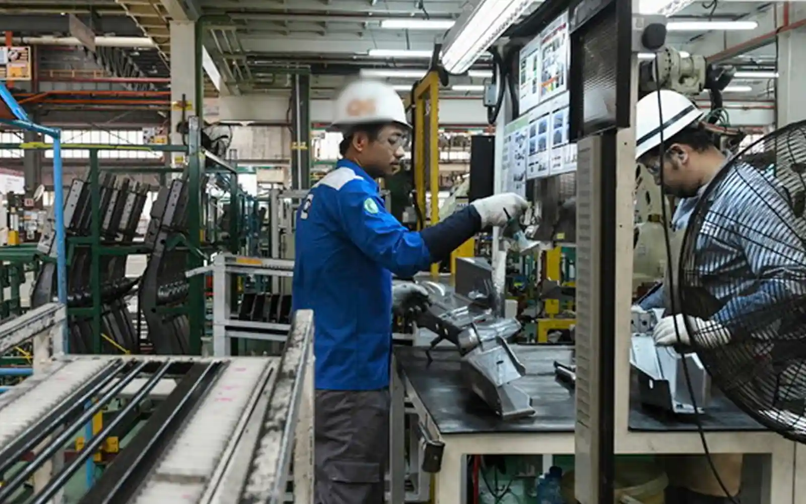 Don’t exploit RM2,000 minimum wage, Fomca urges bosses