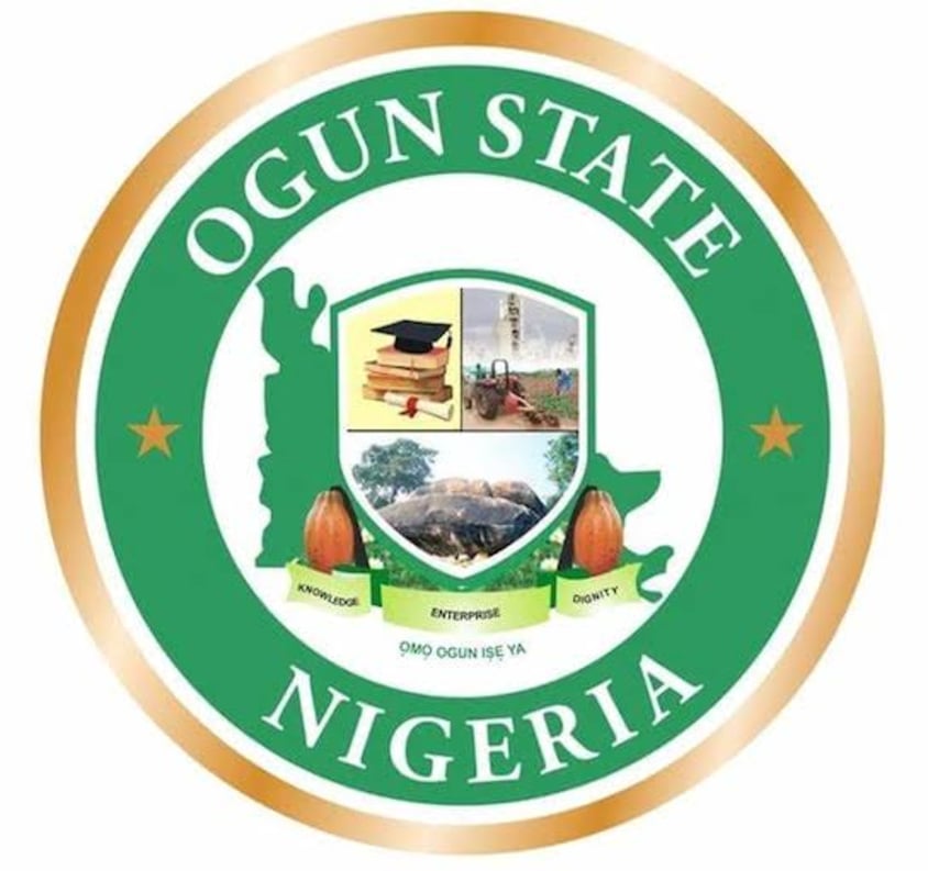 Ogun declares war on building collapse as regulators, artisans unite in Ilaro