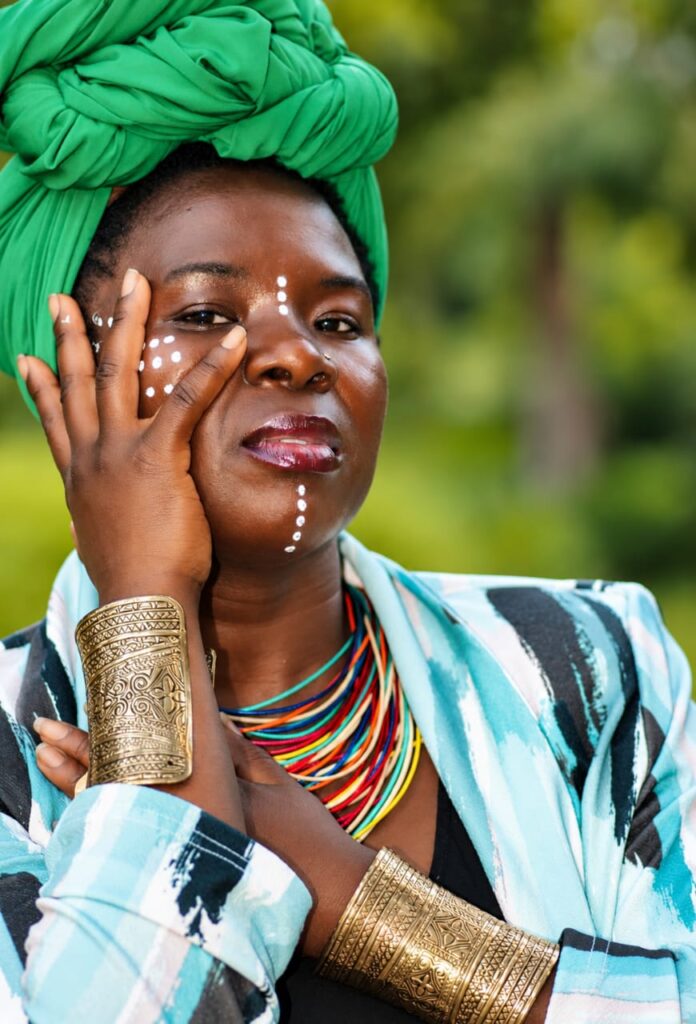 Efiya Otiwaa demands public apology from GMB’s Ampomaa over ‘Nananom’ song