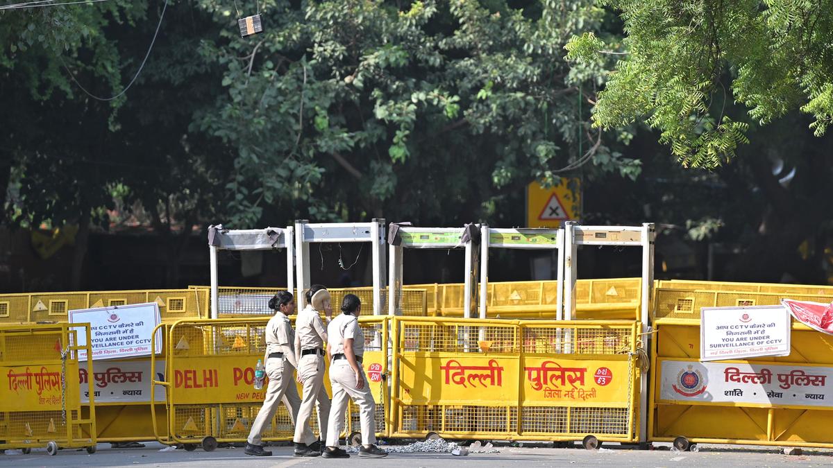 CJP protest: Trains cut, Internet down, Delhi turns a fortress