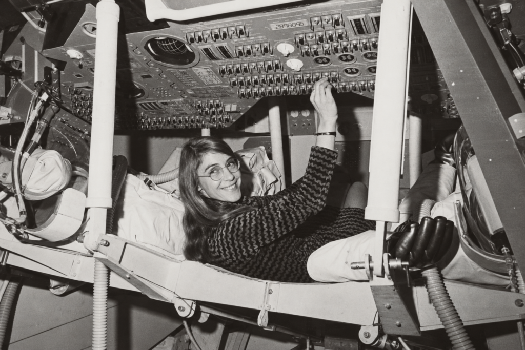 Margaret Hamilton, Apollo Software Pioneer Who Prepared for the Unexpected, Dies at 90
