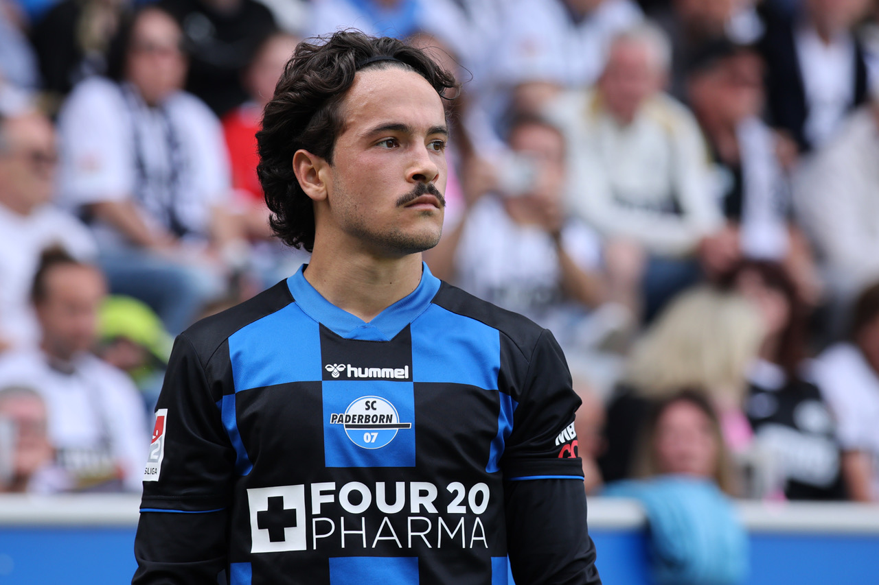 Paderborn boss addresses Mika Baur future amid Celtic interest