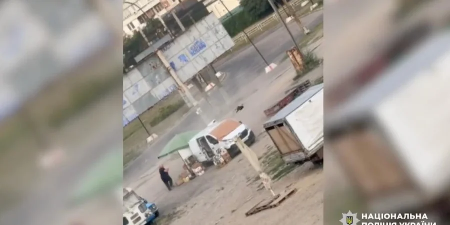 Zelenskyy condemns Russian drone hunt targeting vegetable vendor in Kherson