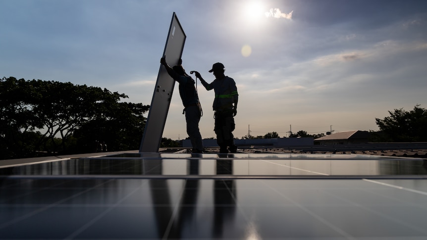 As solar panel waste grows, extra installation fee proposed to fund recycling