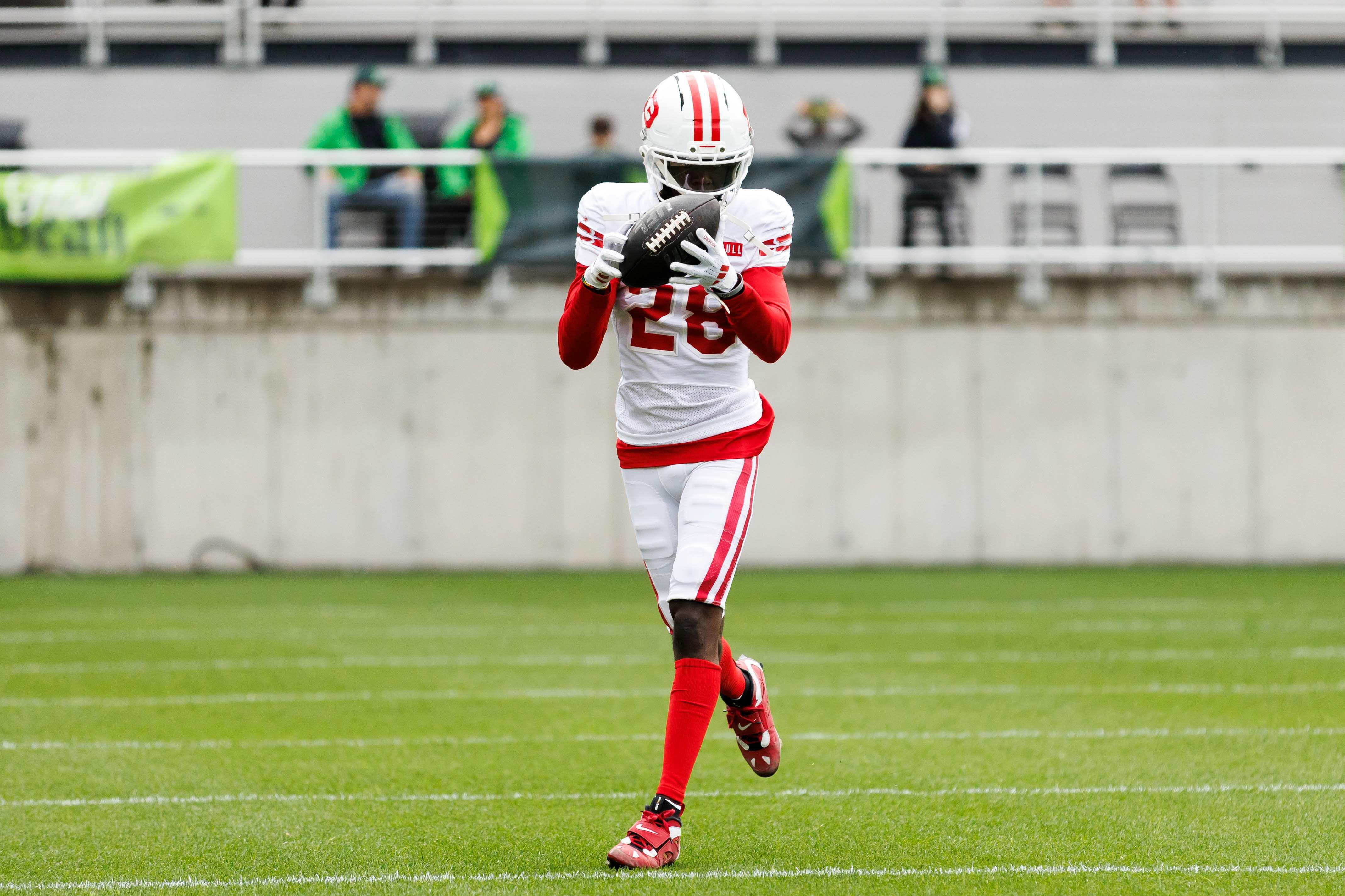 Detroit Lions waive 2 injured players, add new cornerback