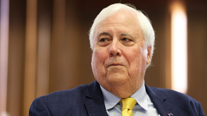 Clive’s cameo: The unlikely guest at the Nationals’ gala dinner