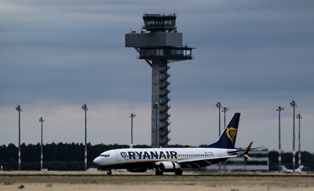 Ryanair lashes out at Air France and Lufthansa over ownership probe