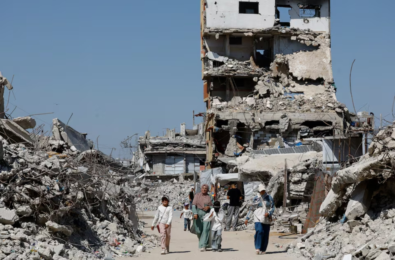 Pakistan, seven others condemn Israel’s rejection of Gaza roadmap