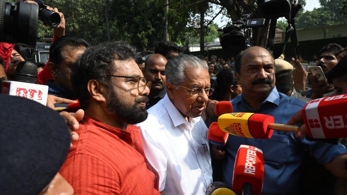Delhi protest: Left leaders including Pinarayi Vijayan, Brinda Karat detained