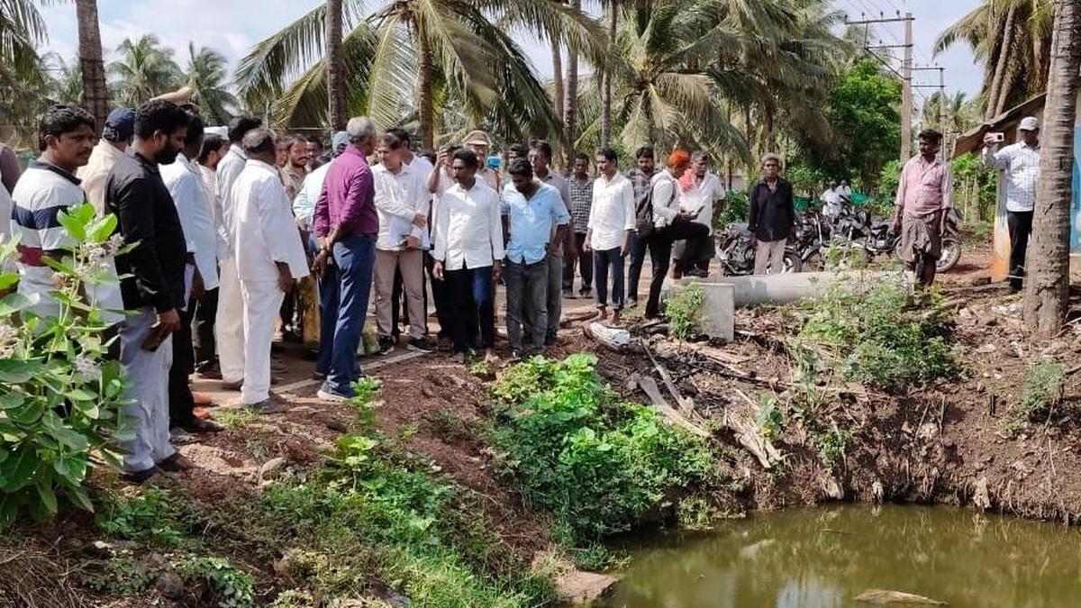 Konaseema farmers declare crop holiday over irrigation drain neglect
