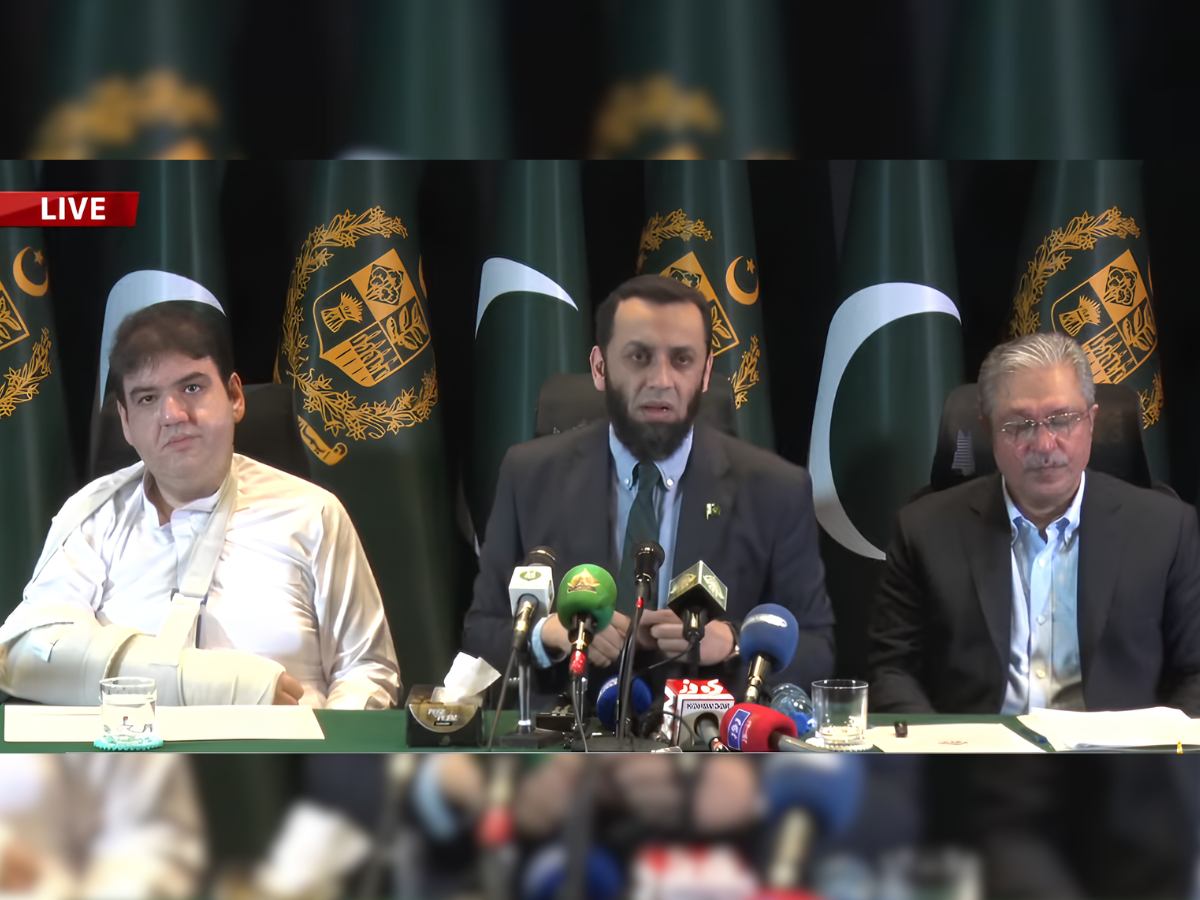 Tarar lambasts PTI, says ‘hours meant for governance spent plotting prisoner’s release’