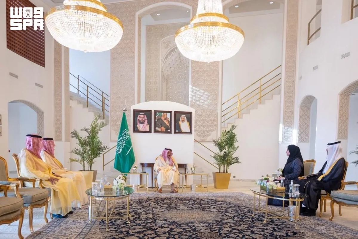 2 new Saudi consuls general take oath in front of foreign minister