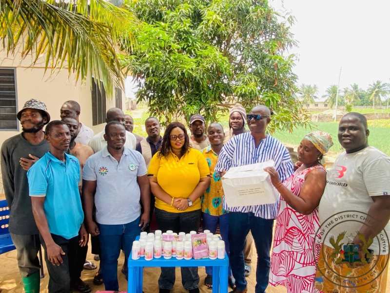 MCE Sandra Kpedor supports Whuti farmers affected by crop losses