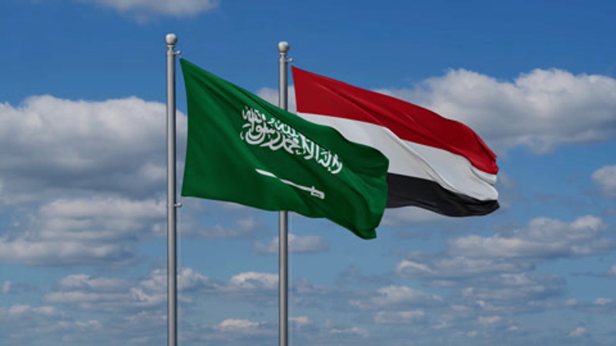 Yemeni government condemns Houthi attack on King Khalid International Airport