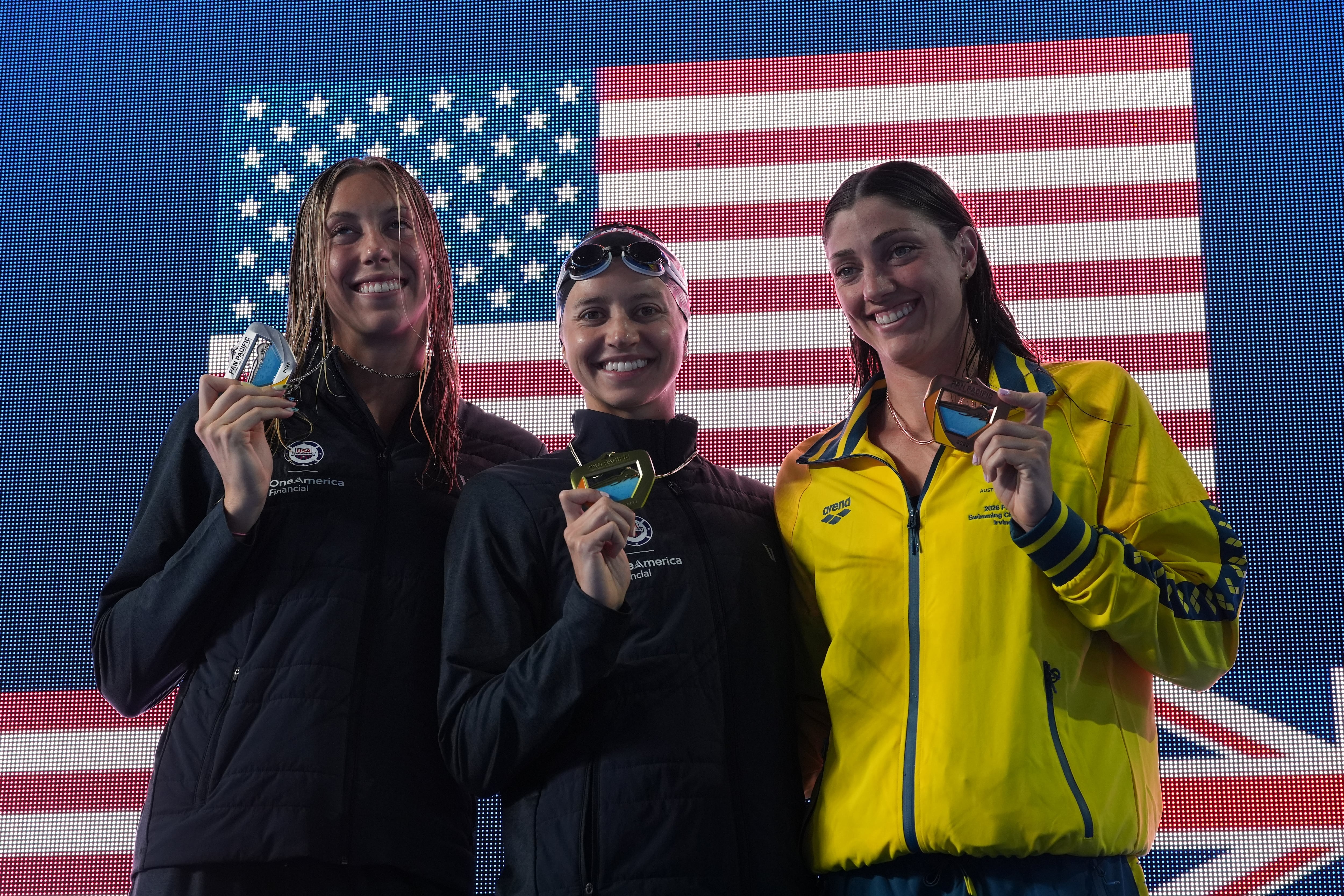 Kate Douglass pega un hachazo insólito al récord de 50m libre
