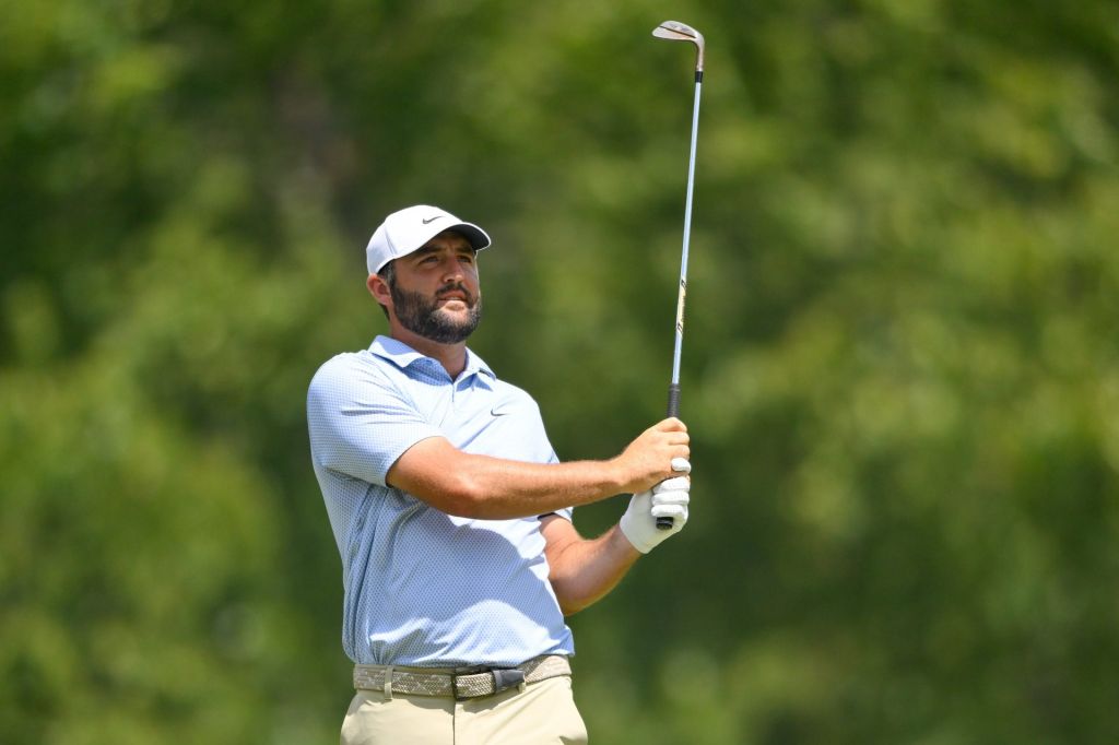 Scottie Scheffler Nears Tiger Woods’s Career Earnings As He Laps FedEx Field