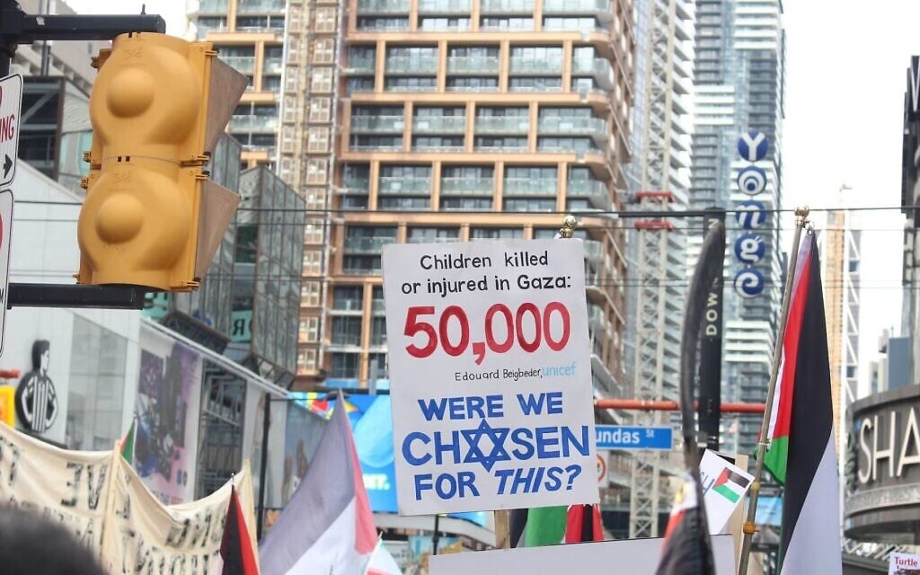 Protesters in Toronto: ‘We will honor all our martyrs’ after 3 years of Gaza war
