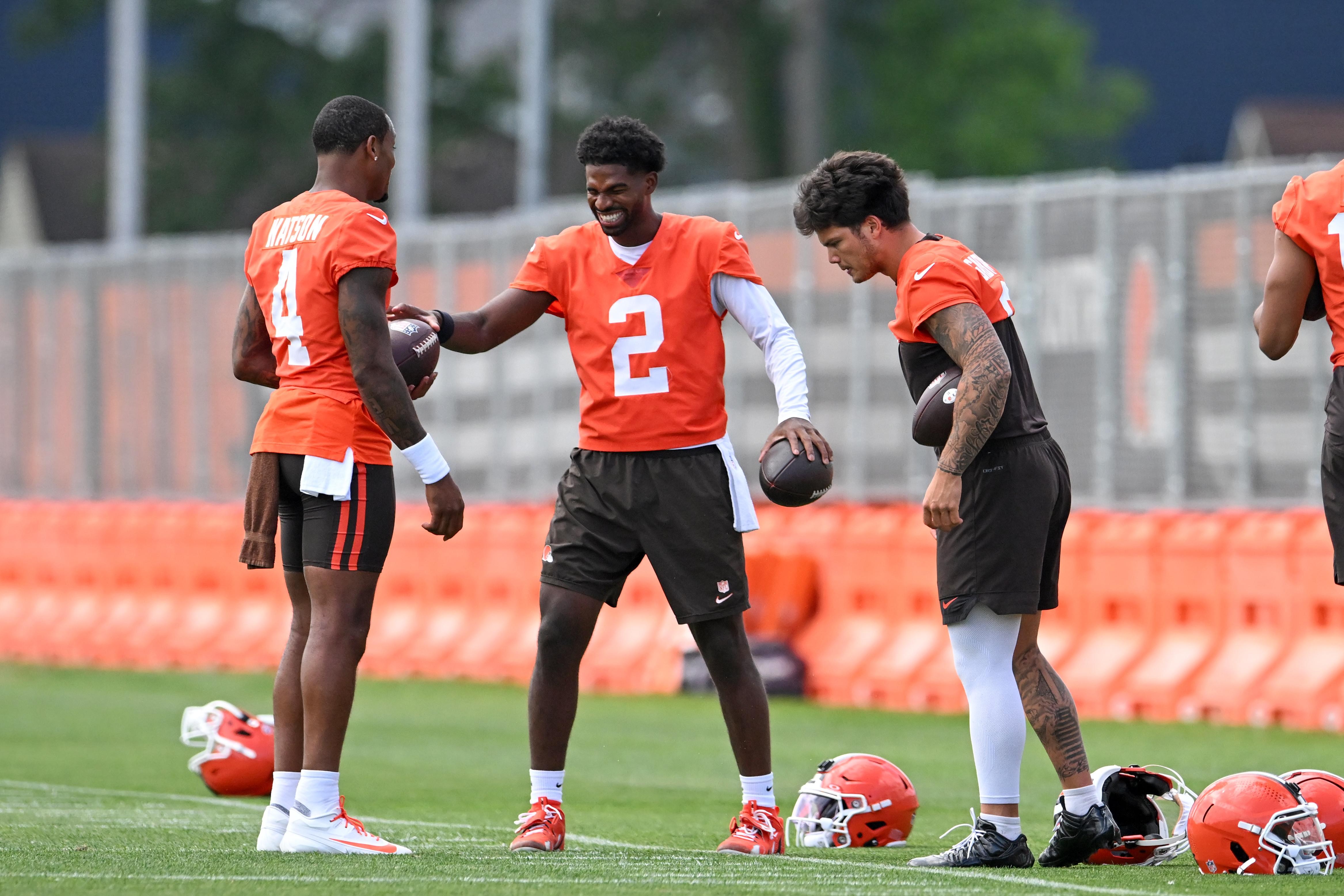 ESPN reporter updates Browns QB battle between Deshaun Watson, Shedeur Sanders