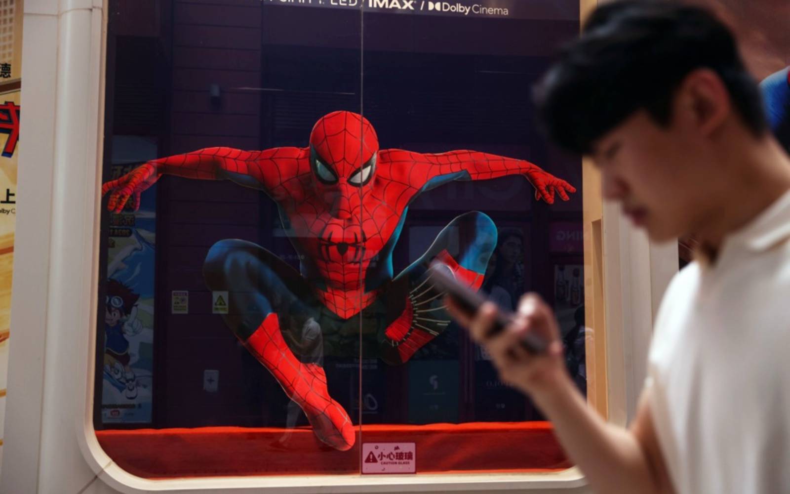 Spidey swings high for third weekend in N. American box office