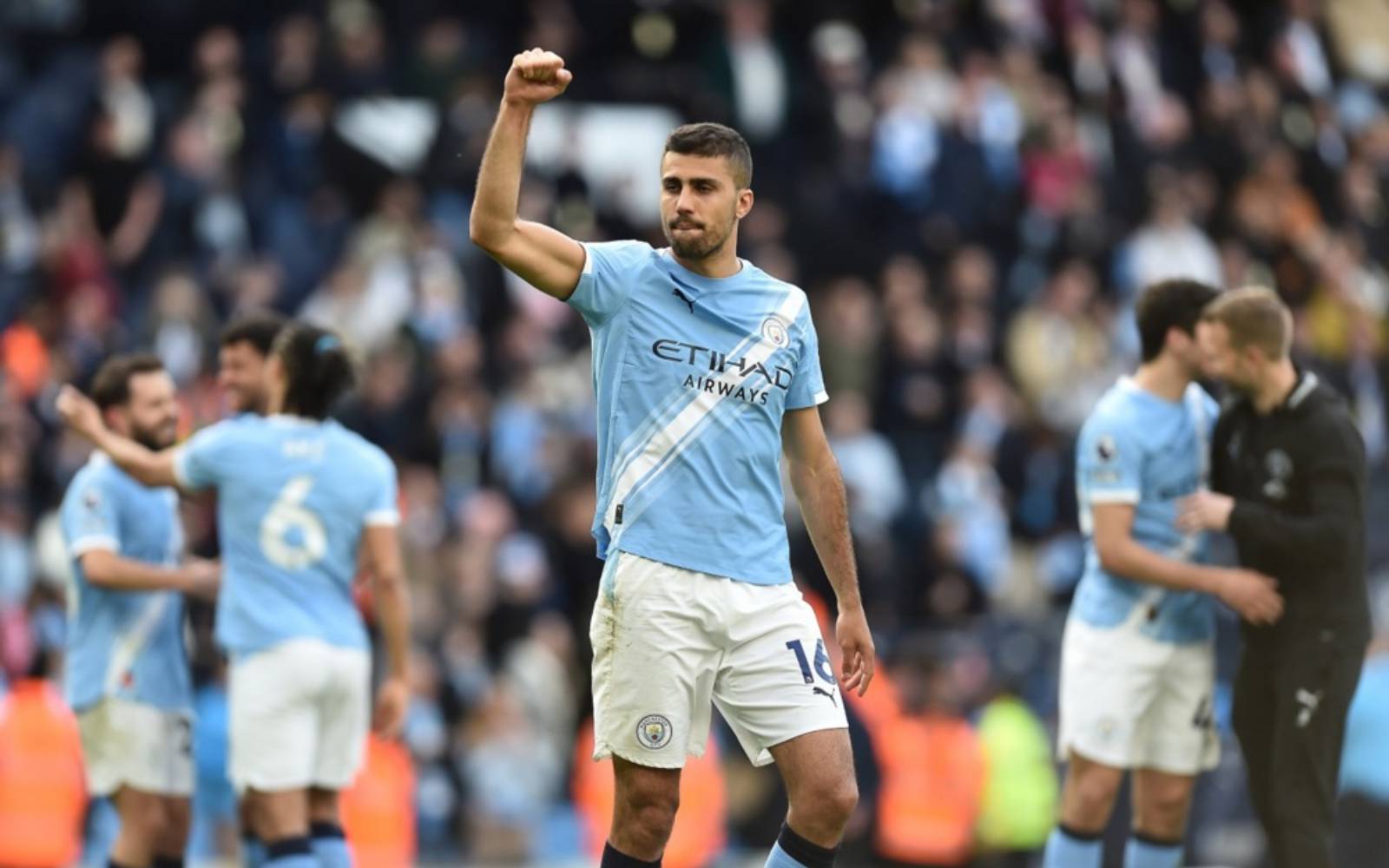 Barcelona reach deal with Man City to sign Rodri