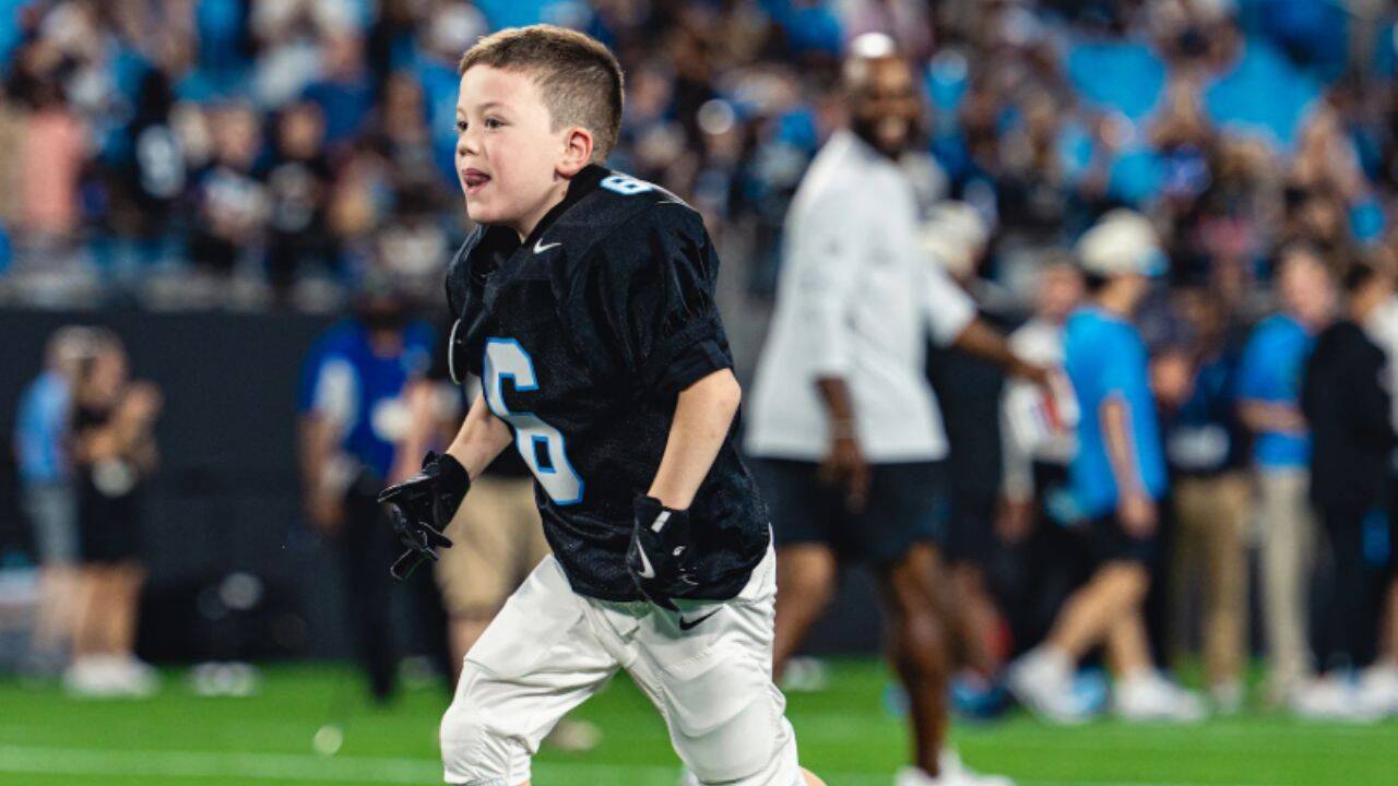 6-year-old with heart condition scores dream Panthers touchdown