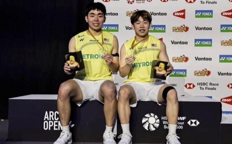 Aaron-Roy King dedicate Arctic Open title to their coach Herry