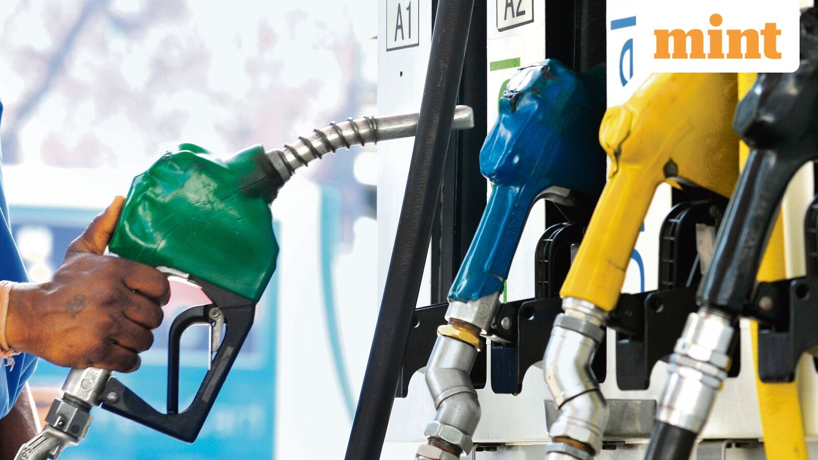 No insurance, no fuel? Supreme Court seeks Centre's plan to stop fuel sales to uninsured vehicles