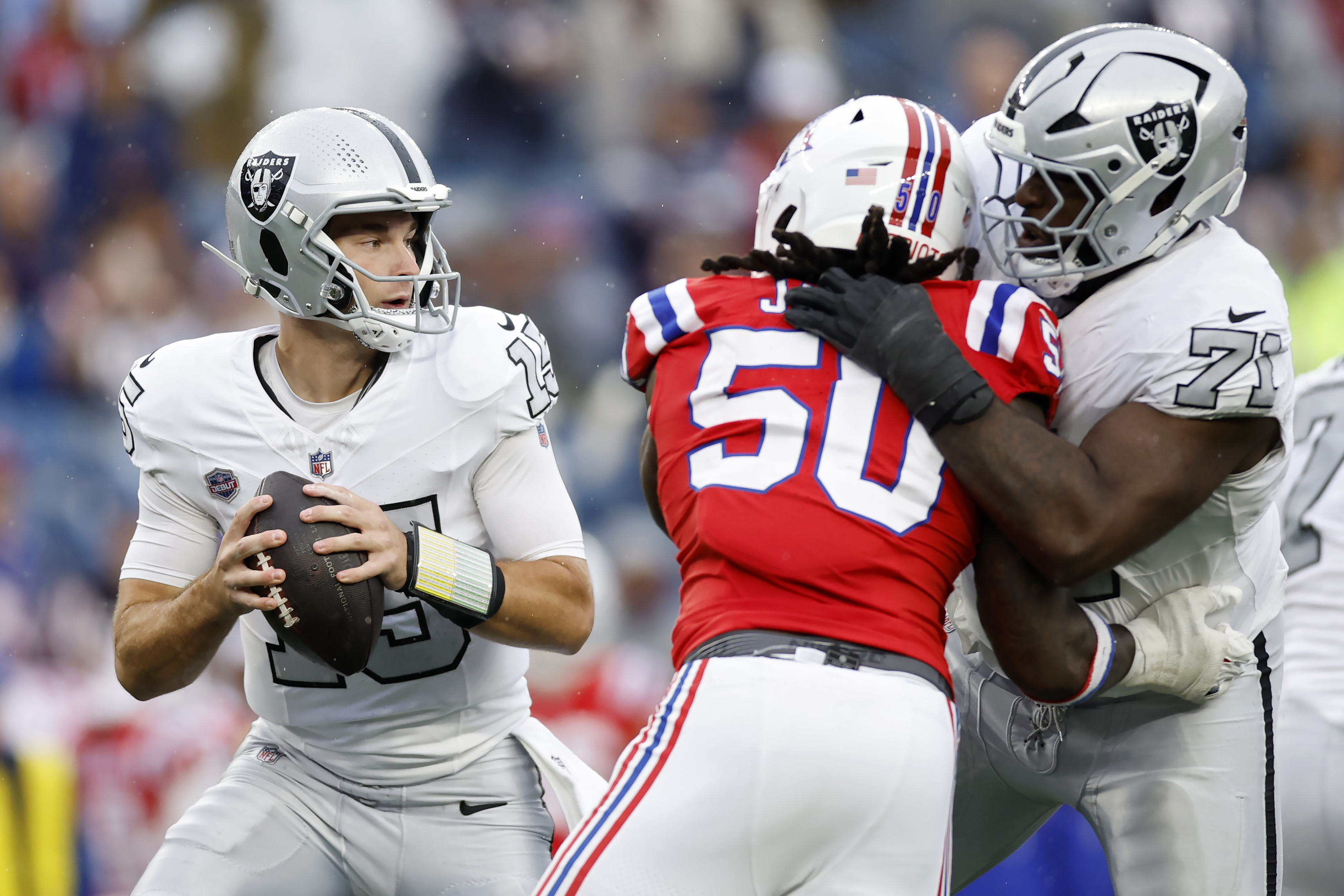 Raiders QB Fernando Mendoza makes solid NFL debut in garbage time against Patriots, but Kirk Cousins' job is safe for now