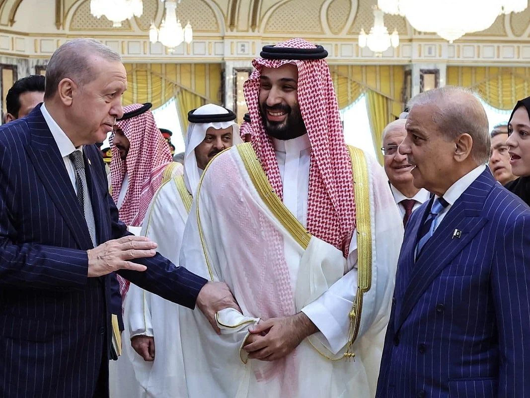 Trump hails ‘Big, Bold’ Mecca defence pact as Saudi Arabia, Turkey and Pakistan forge new security bloc