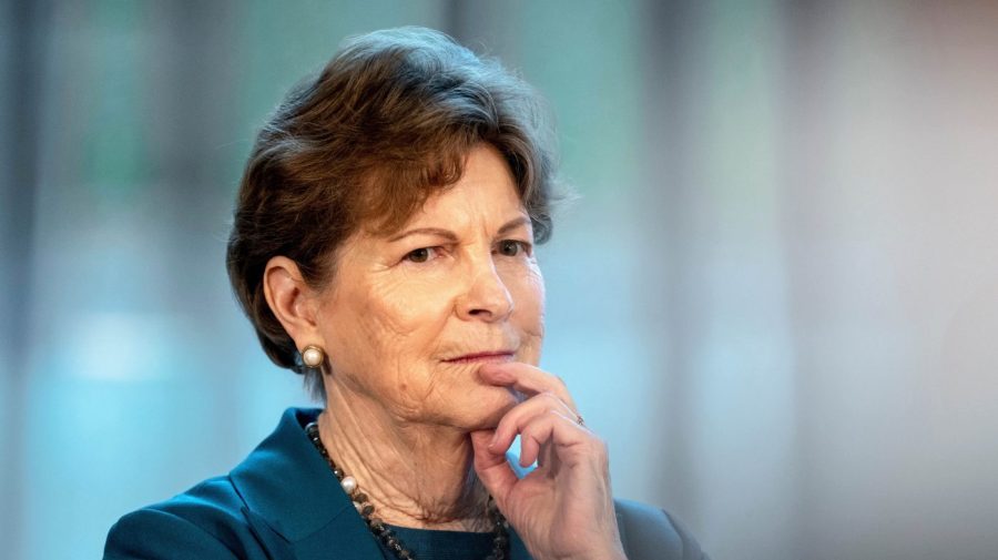 Lawmakers in bipartisan statement push back on Trump over Russian oil
